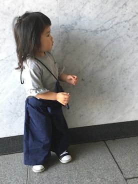 「西松屋（ニシマツヤ）のアイテム（Tシャツ/カットソー、グレー系）」を使った、miiさん（キッズ・90cm）の春コーディネート