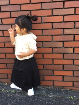 「22j_boutiqueのアイテム（パーカー、ホワイト系）」を使った、miiさん（キッズ・90cm）の秋コーディネート