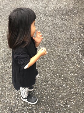 「BRANSHES（ブランシェス）のビックシルエットワンピース（ワンピース、ブラック系）」を使った、miiさん（キッズ・90cm）の秋コーディネート