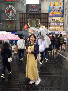 「BIRKENSTOCK（ビルケンシュトック）のアイテム（サンダル、ホワイト系）」を使った、snowsnowさん（レディース・155cm）の秋コーディネート