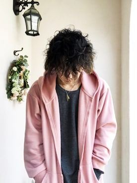 KEITA(ΦωΦ)さん（メンズ・181cm）の春コーディネート