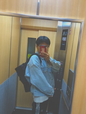 「Guess（ゲス）のアイテム（デニムジャケット）」を使った、DAISUKE😎さん（メンズ・180cm）の秋コーディネート