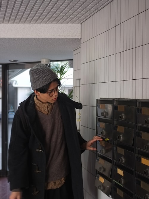 加藤聖使用「a.p.c.(gros bonnet 15h)」的時尚穿搭