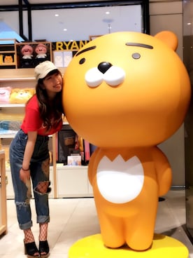 「韓国旅行」｜「アイテム（Tシャツ/カットソー）」を使った、Maiさん（レディース・155cm）の春コーディネート