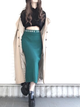「ショート丈トップス」｜「アイテム（トレンチコート）」を使った、Maiさん（レディース・155cm）の春コーディネート
