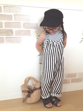 「NET（ネット）のアイテム（サロペット/オーバーオール）」を使った、haruhinaさん（キッズ・90cm）の夏コーディネート