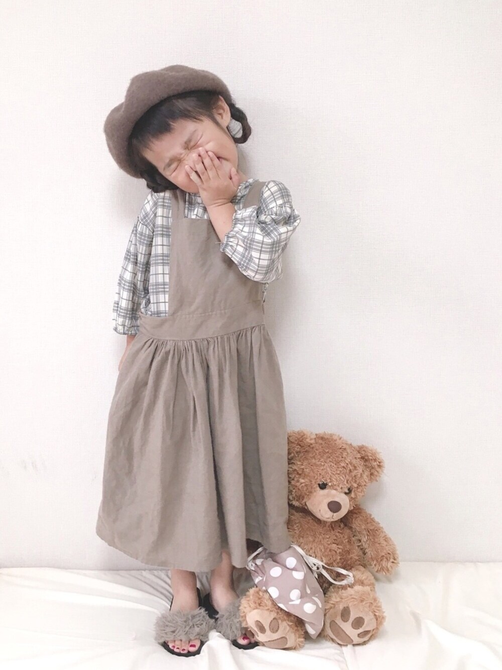 「ラブアンドピース2018、秋服準備はじめました、秋コーデ、プチプラ、GU、hokkoriko、hokkorikoフェス 告知♡、チェッカーずまつり2018秋告知」｜「しまむらのアイテム（ハンチング/ベレー帽、ブラウン系）」を使った、haruhinaさん（キッズ・90cm）の秋コーディネートの1枚目の写真