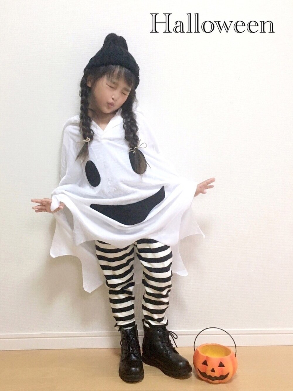 「wearhalloween2019、ボーダー、おばけ、ハロウィン、おしゃれさんと繋がりたい、女の子、モノトーン」｜「Birthdayのアイテム（レギンス/スパッツ、ホワイト系）」を使った、haruhinaさん（キッズ・100cm）の秋コーディネートの1枚目の写真