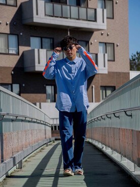 「lot holon（ロットホロン）のアイテム（デニムパンツ）」を使った、Dr.Pesanさん（メンズ・174cm）の秋コーディネート