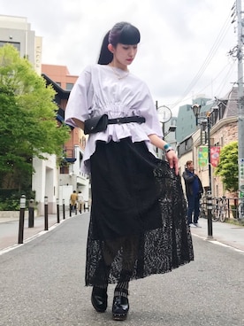 「アイテム（バングル/リストバンド）」を使った、Rielさん（レディース・163cm・20代）の春コーディネート