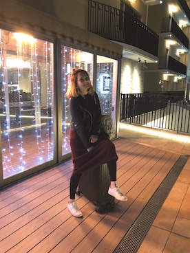 Amelie Ong さんのコーディネート