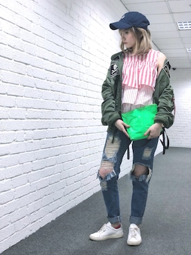 Amelie Ong さんのコーディネート