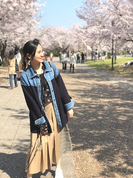 「sandro（サンドロ）のアイテム（ジャケット/アウター）」を使った、Amelie Ong さん（レディース・160cm）の春コーディネート