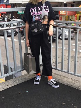 レオナさんのコーディネート