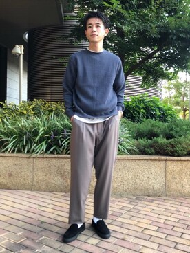 「Tシャツ/カットソー」｜「アイテム（スリッポン）」を使った、Mitsui Kentaroさん（メンズ・186cm）の秋コーディネート