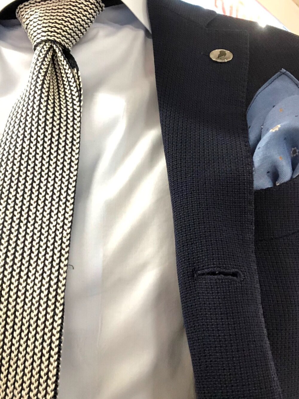「伊達男見習い、イタリアファッション、ラルディーニ、lardini、GALLO」｜「GALLOのアイテム（ネクタイ、ホワイト系）」を使った、matashita monsterさん（メンズ・177cm）の夏コーディネートの1枚目の写真