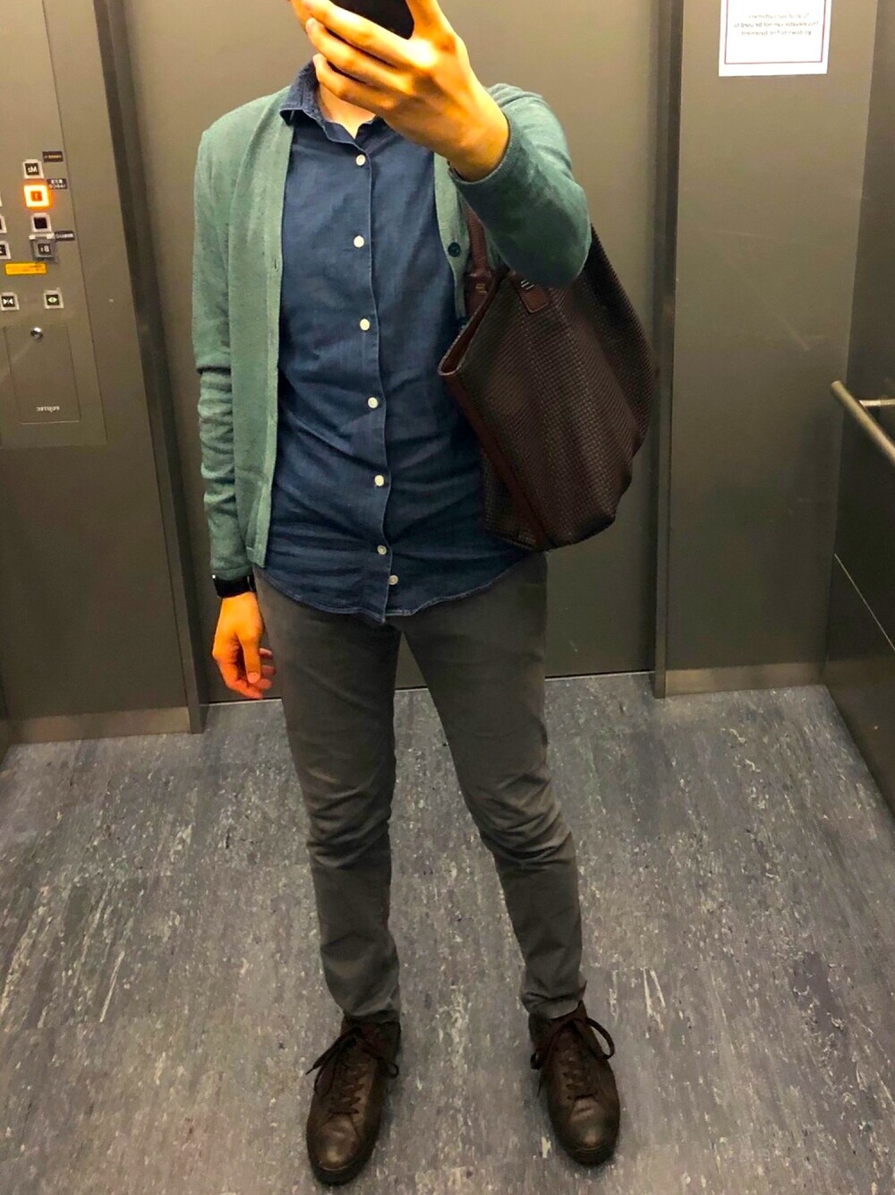 「イタリアファッション、伊達男見習い、Cartier、CRUCIANI、eleventy、TOD'S、休日スタイル、カルティエ展、SERAPIAN」｜「eleventyのEleventy - デニムシャツ - men - コットン - 43（シャツ/ブラウス、ブルー系）」を使った、matashita monsterさん（メンズ・177cm）の秋コーディネートの1枚目の写真