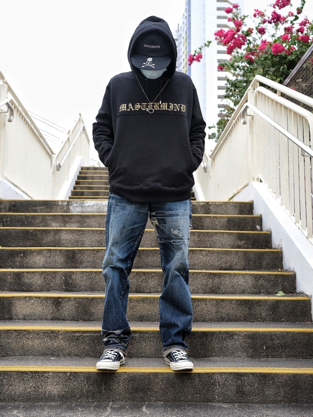 mastermind JAPANのデニムパンツを使った人気ファッション