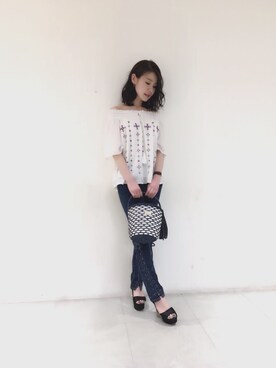 「Supreme.La.La.（シュープリームララ）のアイテム（パンツ）」を使った、Kana Takeyachiさん（レディース・159cm）の夏コーディネート