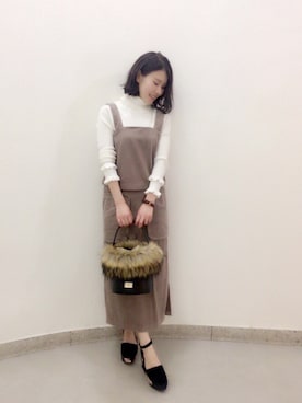 「Supreme.La.La.（シュープリームララ）のアイテム（パンプス）」を使った、Kana Takeyachiさん（レディース・159cm）の秋コーディネート