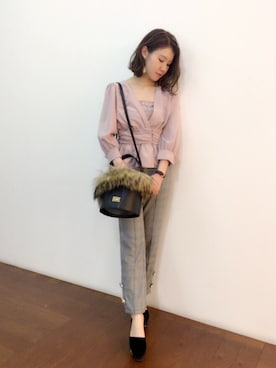 「Supreme.La.La.（シュープリームララ）のアイテム（パンツ）」を使った、Kana Takeyachiさん（レディース・159cm）の秋コーディネート