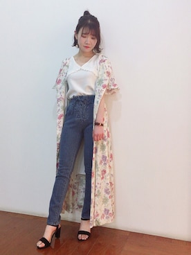 「Supreme.La.La.（シュープリームララ）のアイテム（パンツ）」を使った、Kana Takeyachiさん（レディース・159cm）の春コーディネート