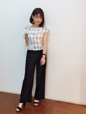 「Supreme.La.La.（シュープリームララ）のアイテム（パンツ）」を使った、Kana Takeyachiさん（レディース・159cm）の春コーディネート