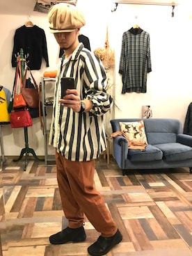 「70s」｜「アイテム（キャスケット）」を使った、Ryopeさん（メンズ・178cm）の秋コーディネート
