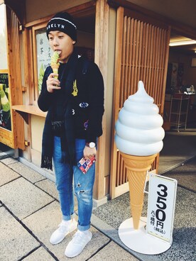 「SCOTCH & SODA（スコッチ アンド ソーダ）のアイテム（スウェット）」を使った、Chung Man Kit Howsonさん（メンズ・169cm）の春コーディネート