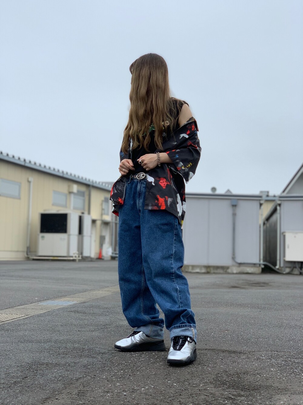 「misbhv、LHP、lhpprivatelab、シャツスタイル、パンツスタイル、ootd、ストリート」｜「MISBHVのMISBHV/ミスビヘイブ/Warszawa1960 S/S Shirts（シャツ/ブラウス、ブラック系）」を使った、moneさん（レディース・160cm）の夏コーディネートの1枚目の写真