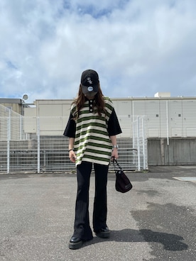 「FLAGSTUFF（フラグスタフ）のアイテム」を使った、moneさん（レディース・160cm）の春コーディネート