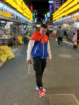 「NIKE（ナイキ）のアイテム（スタジャン）」を使った、Owen Roseさん（メンズ・175cm）の冬コーディネート