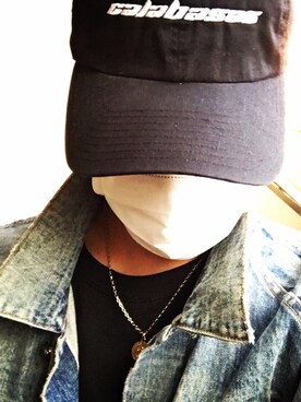 「Yeezy（イージー）のアイテム（キャップ）」を使った、フクロウさん（メンズ・165cm）の秋コーディネート