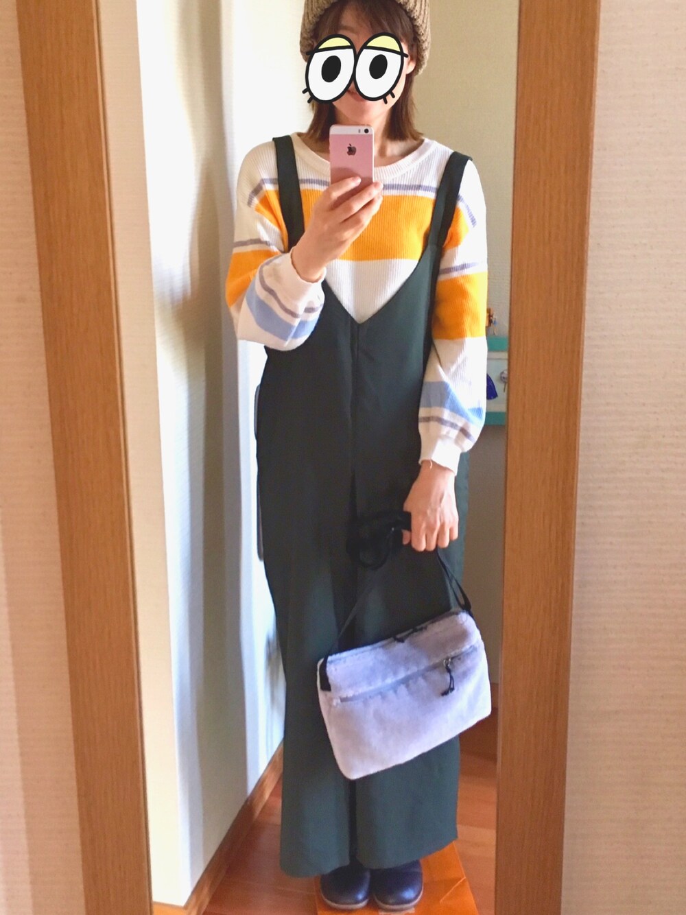 「秋のコーデ、ボーダーニット、ボアバッグ、サロペット、オールインワン、グリーンパンツ」｜「AS KNOW AS plusのアイテム（オールインワン・サロペット、グリーン系）」を使った、かずさん（レディース・159cm）の秋コーディネートの1枚目の写真