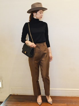 「FIGARO Paris（フィガロパリ）のアイテム」を使った、hikariさん（レディース・166cm）の秋コーディネート