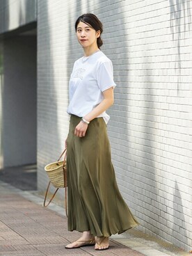 「光沢スカート」｜hikariさん（レディース・166cm）の春コーディネート