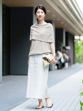 「アイテム（サンダル、ゴールド系）」を使った、hikariさん（レディース・166cm）の春コーディネート