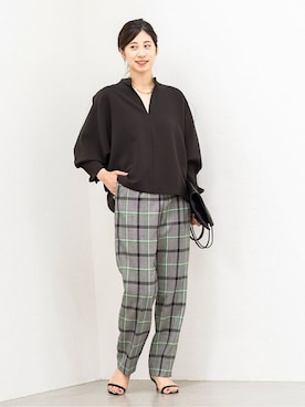 「VERMEIL par iena」｜「アイテム（スラックス）」を使った、hikariさん（レディース・166cm）の秋コーディネート