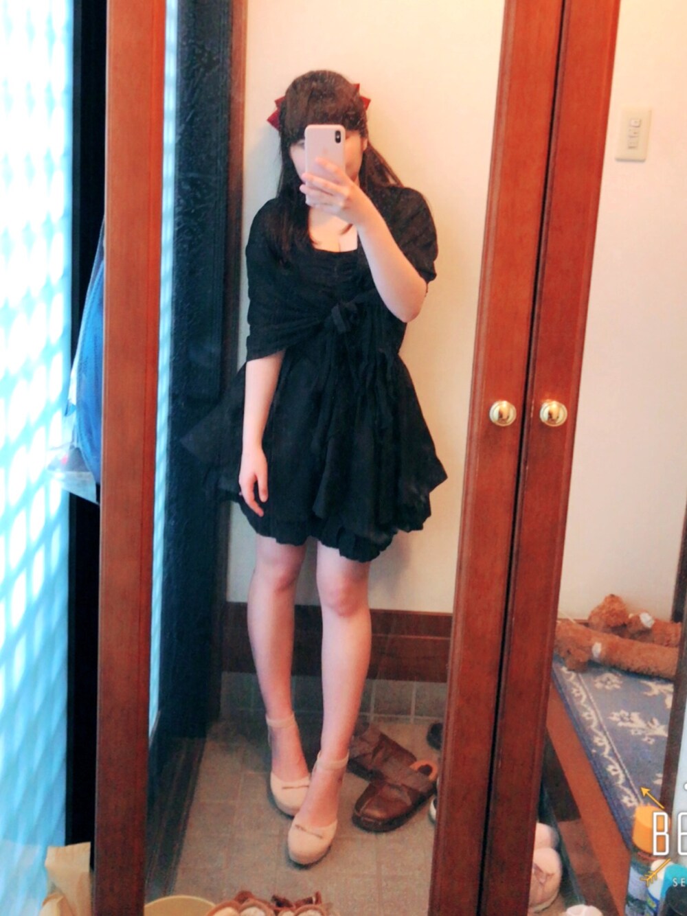 「ドレス、黒、結婚式、膝上スカート、足長効果、ハーフアップ、もうすぐ誕生日、24歳、大人コーデ」｜「SNIDELのアイテム（ドレス、ブラック系）」を使った、もえりん✩⃛さん（レディース・154cm）の春コーディネートの1枚目の写真