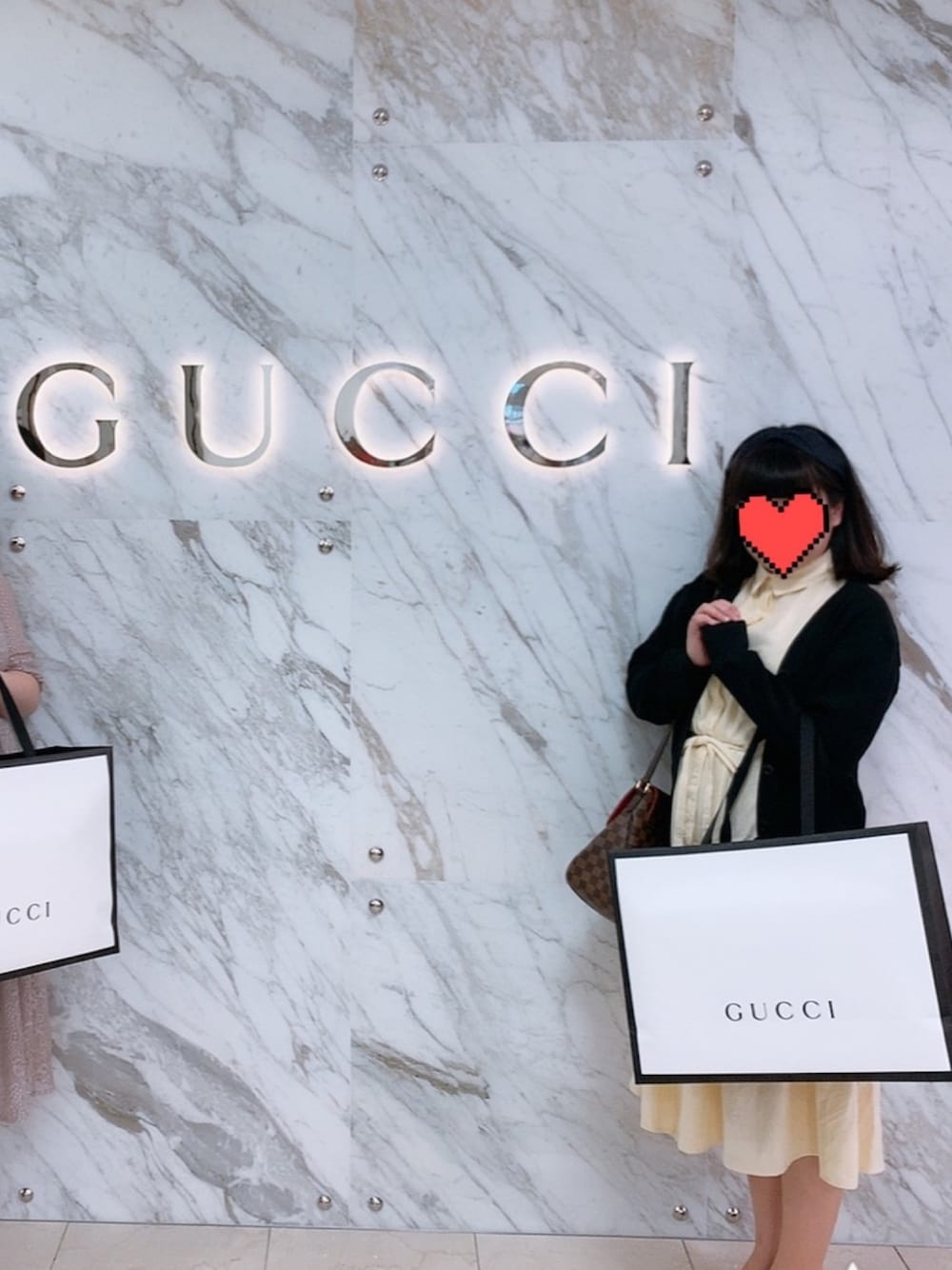 「お買い物、休日スタイル、家族でお出掛け、GUCCI、ワンピース、メリージェニー」｜「merry jennyのパフスリーブワンピース（ワンピース、ベージュ系）」を使った、もえりん✩⃛さん（レディース・154cm）の春コーディネートの1枚目の写真