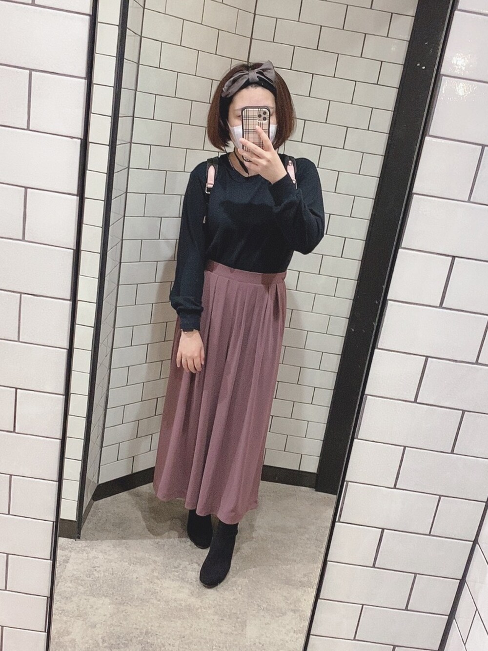 「秋コーデ、休日コーデ、UNIQLO、UNIQLOコーデ、ラフ、楽チンコーデ」｜「UNIQLOのアイテム（パンツ、パープル系）」を使った、もえりん✩⃛さん（レディース・154cm）の秋コーディネートの1枚目の写真
