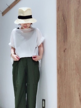 「SEVENDAYS=SUNDAY（セブンデイズサンデイ）のアイテム（チノパンツ）」を使った、Konnoさん（レディース・149cm）の夏コーディネート