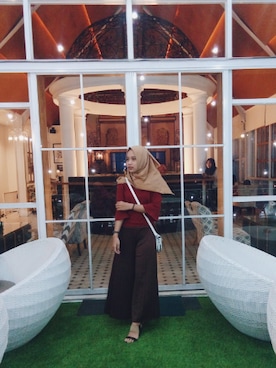 「Ghost（ゴースト）のアイテム」を使った、Utin Fitrianaさん（レディース・159cm）の春コーディネート