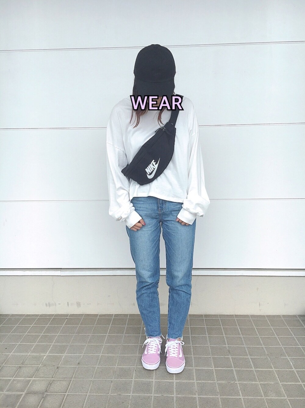「キャップ女子、キャップ、ラベンダー、vansoldskool、oldskool、ストリート、NIKE、サコッシュ、LOWRYS FARM、LEE」｜「LOWRYS FARMのアイテム（デニムパンツ、ブルー系）」を使った、maaryoさん（キッズ・125cm）の春コーディネートの1枚目の写真