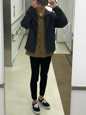 「トイレから失礼しやす」｜「アイテム（スニーカー）」を使った、フラッペさん（メンズ・167cm）の秋コーディネート