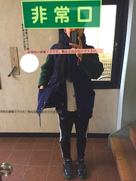 「Y-3（ワイスリー）のアイテム（財布/小物）」を使った、WAYWTWさん（メンズ・184cm）の冬コーディネート