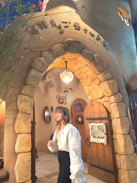 「ショート丈トップス」｜「アイテム（トレンチコート）」を使った、Lunaさん（レディース・159cm）の春コーディネート