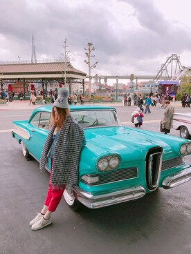 「red」｜「アイテム（デニムジャケット）」を使った、Harper Lilyさん（レディース・164cm）の冬コーディネート