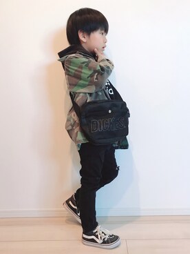 「アイテム（ミリタリージャケット）」を使った、タロイモさん（キッズ・110cm）の秋コーディネート