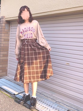 「Aラインスカート」｜「アイテム（スウェット）」を使った、ねこさん（レディース・158cm）の秋コーディネート